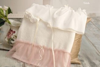 FK1910.2.222000 Λαδόπανα εκρού σάπιο μήλο