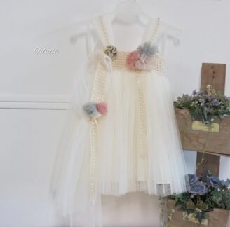 F140.952000 Φόρεμα ιβουάρ με λουλούδια και μπαντάνα