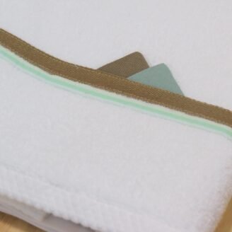 FK2007.1.232000 Λαδόπανα λευκά για αγόρι με βεραμάν τρέσα και γιούτα