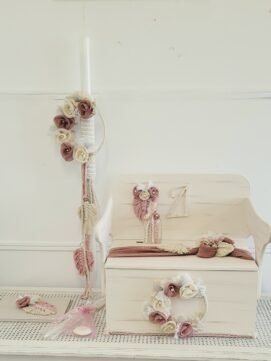 Πακέτο βάπτισης στεφανακι με μονόγραμμα και φύλλα μακραμέ