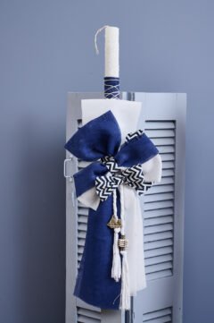 L263.37.502378 Λαμπάδα με δέσιμο γάζας μπλε με λευκό