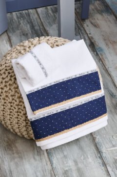 FK2028.258756 Λαδόπανα μπλε πουά