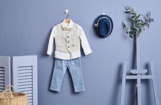 FA62.902367 Ντύσιμο με γιλέκο μπεζ και σιελ παντελόνι