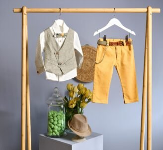 FA75.1062419 Ντύσιμο με γιλέκο πράσινο & κίτρινο παντελόνι