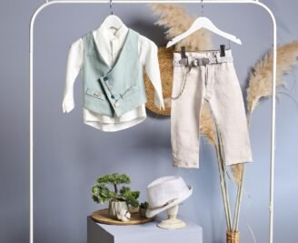 FA82.872419 Ντύσιμο με γιλέκο Μέντα