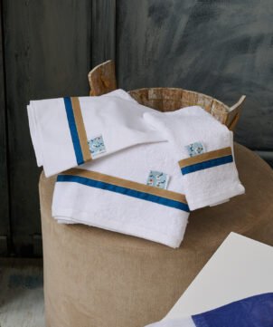 FK2015.231456 Λαδόπανα για αγόρι μπλε με κάφε