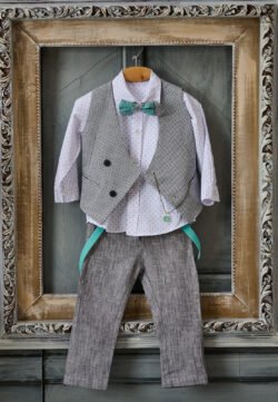 FA58.1014345 Ντύσιμο με γιλέκο σε γκρι