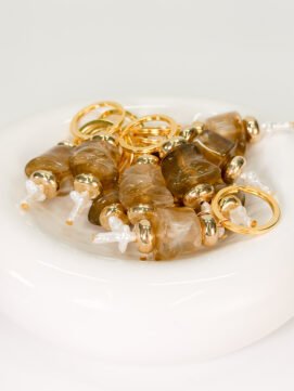 J-4 Μαρτυρικό μπρελόκ