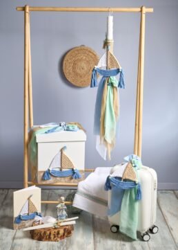 LP273.1552450 Πακέτο για αγόρι Καράβι με κουτί